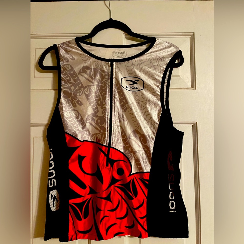 Women’s cycling shirt